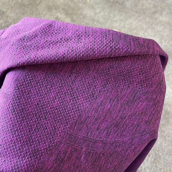 Lululemon Run Swiftly Size 6 Fuchsia Heathered Purple Tank Top Racer Back Cute - Picture 6 of 9